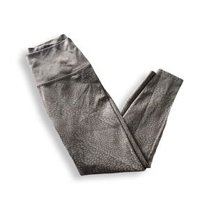Beyond Yoga Print High Waisted Capri Legging